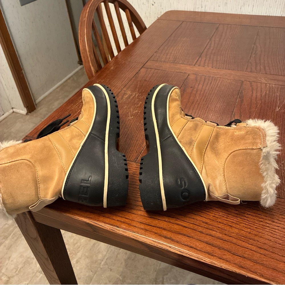 Sorel Suede Tivoli ll Snow Boots Women's 7 Winter Curry Beige NL2089-373 - Picture 8 of 12